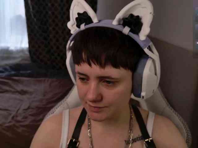 LunaL0ve webcam
