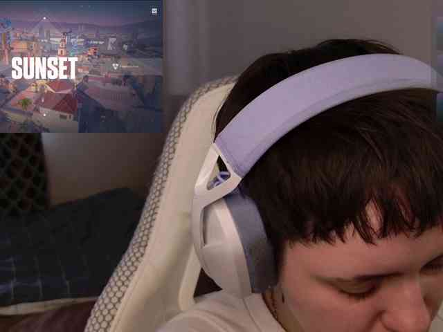 LunaL0ve webcam