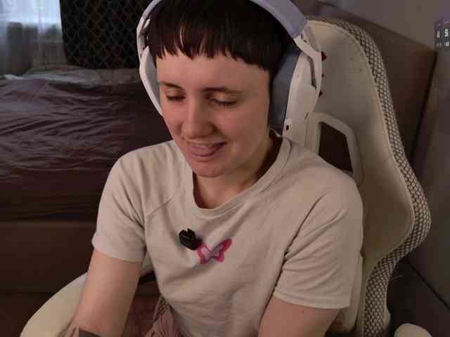 LunaL0ve webcam