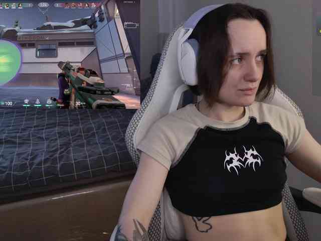 LunaL0ve webcam