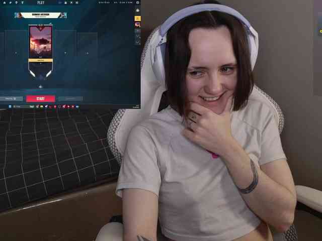 LunaL0ve webcam
