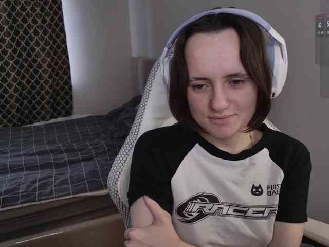 LunaL0ve webcam