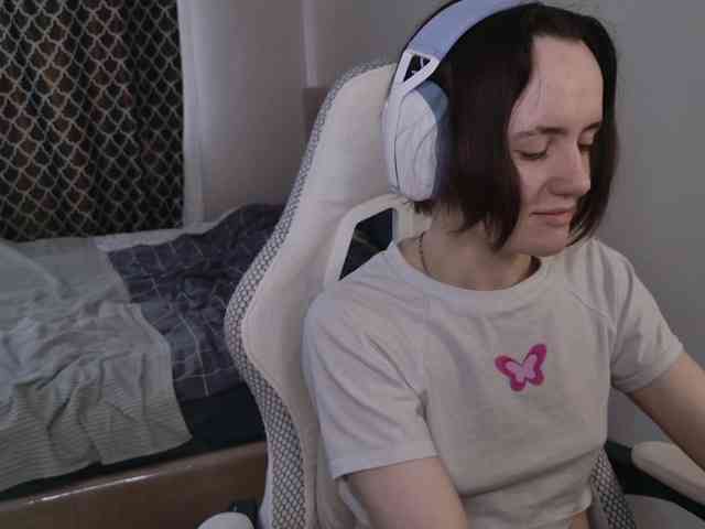 LunaL0ve webcam
