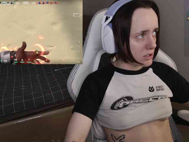 LunaL0ve webcam