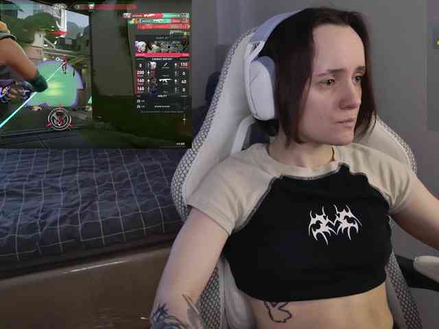 LunaL0ve webcam