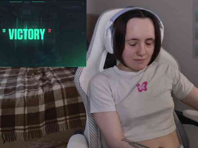 LunaL0ve webcam