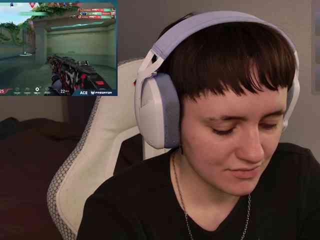 LunaL0ve webcam