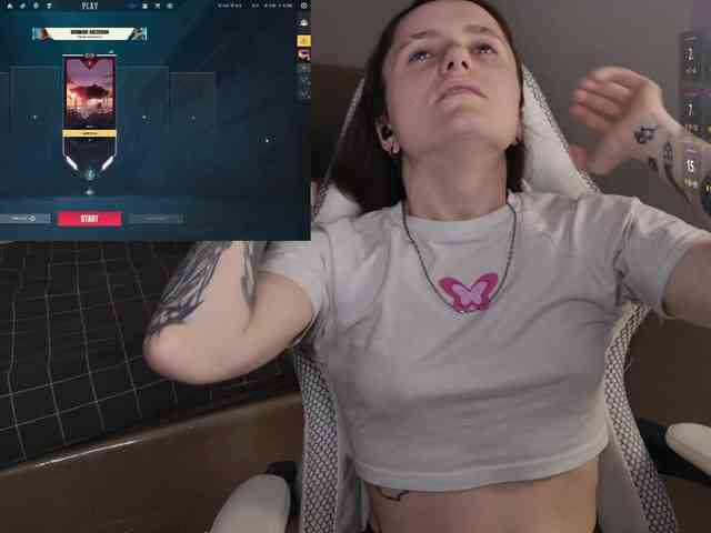 LunaL0ve webcam