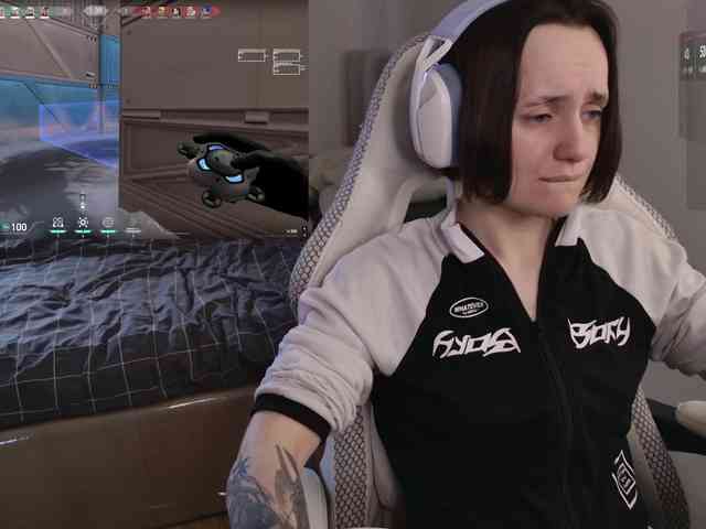 LunaL0ve webcam
