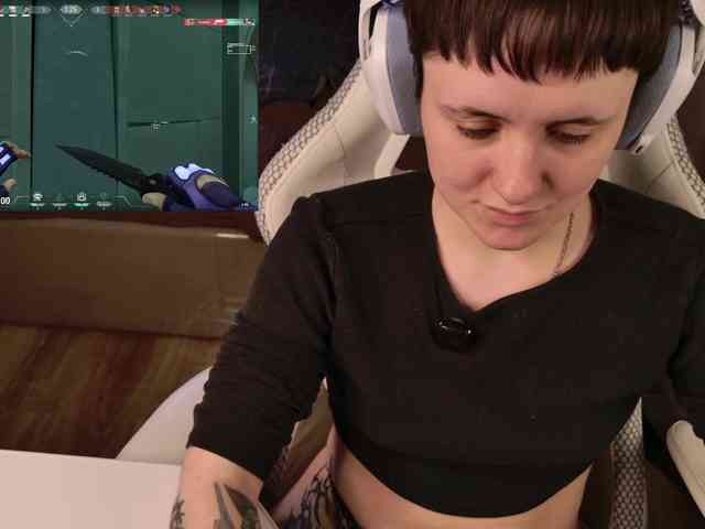 LunaL0ve webcam
