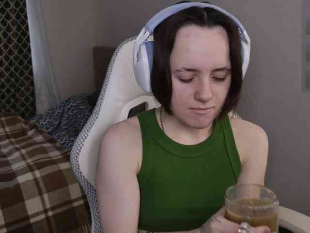 LunaL0ve webcam