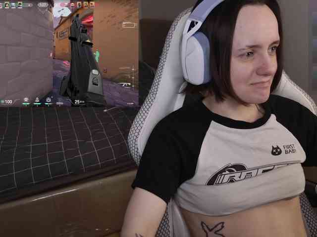 LunaL0ve webcam
