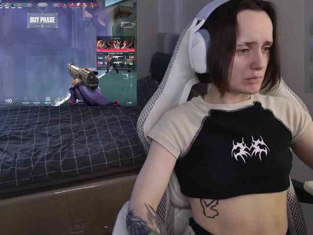 LunaL0ve webcam