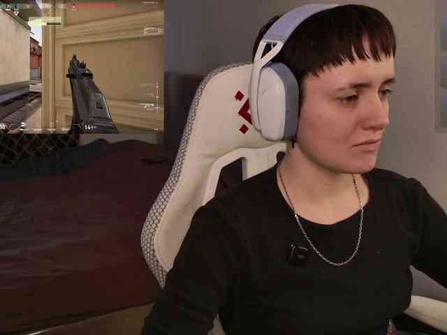 LunaL0ve webcam