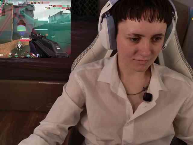 LunaL0ve webcam