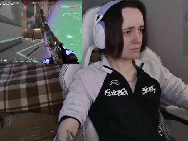 LunaL0ve webcam