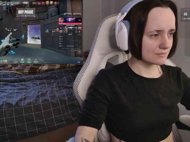 LunaL0ve webcam
