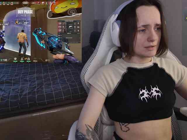 LunaL0ve webcam