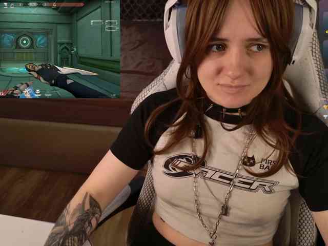 LunaL0ve webcam
