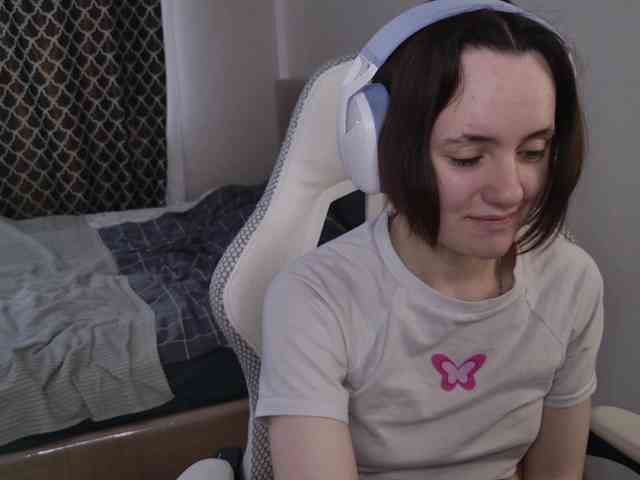 LunaL0ve webcam