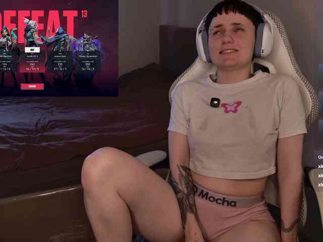 LunaL0ve webcam