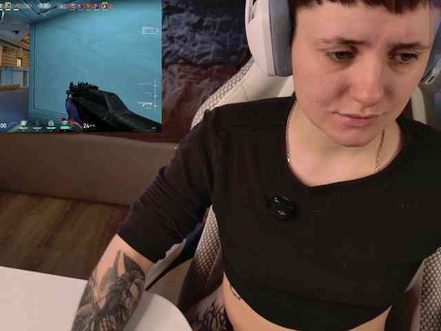 LunaL0ve webcam
