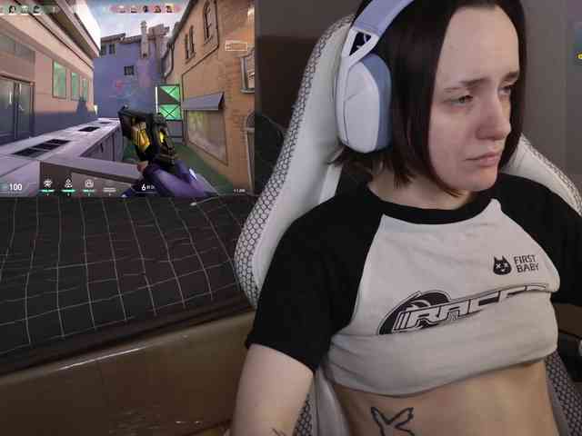 LunaL0ve webcam