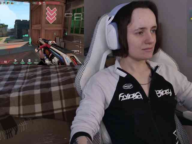 LunaL0ve webcam