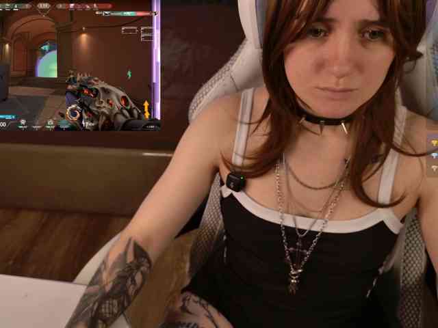 LunaL0ve webcam
