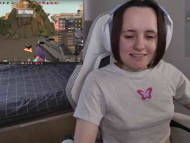 LunaL0ve webcam