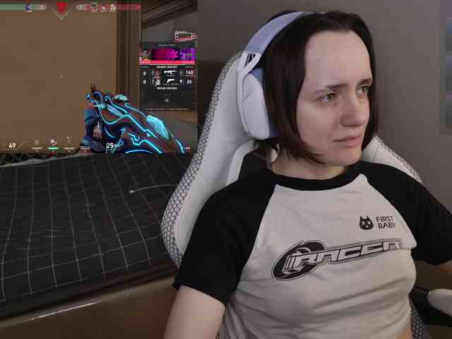 LunaL0ve webcam