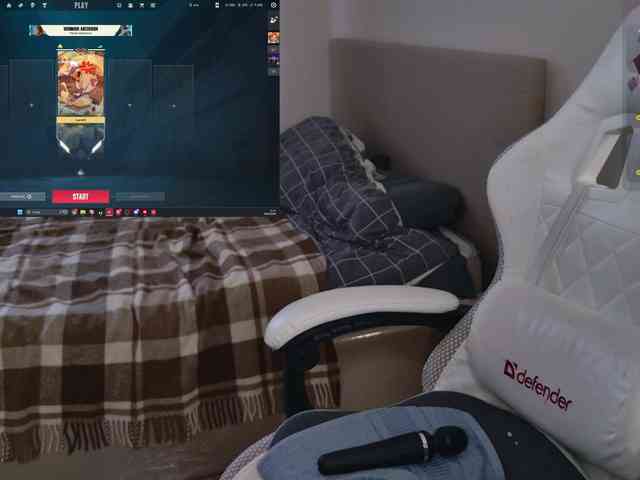 LunaL0ve webcam