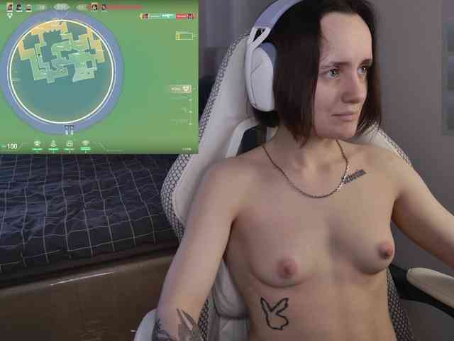 LunaL0ve webcam