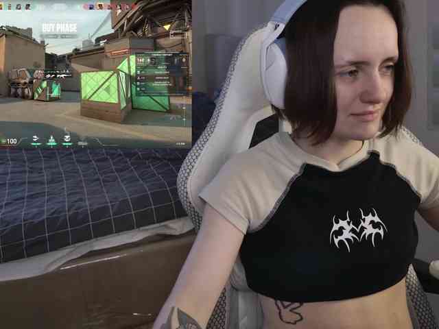 LunaL0ve webcam