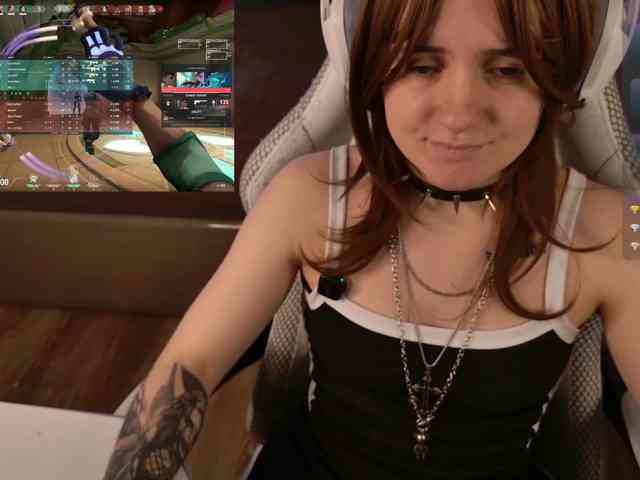 LunaL0ve webcam