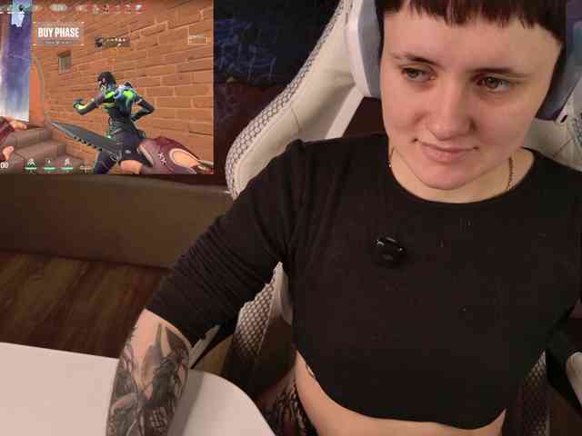 LunaL0ve webcam