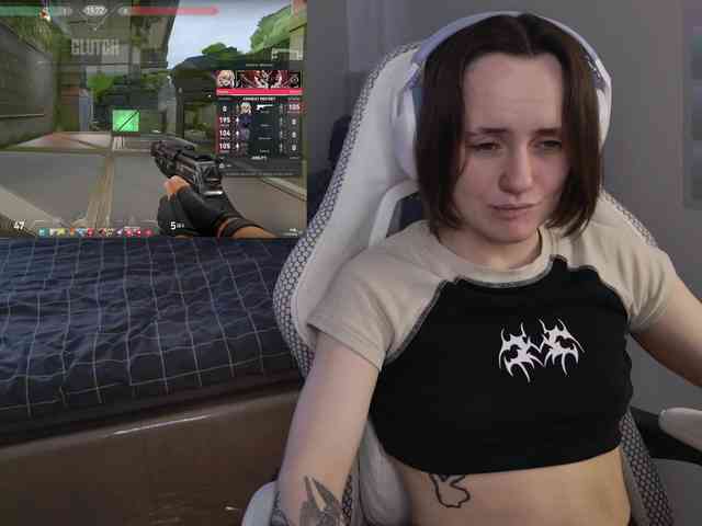 LunaL0ve webcam