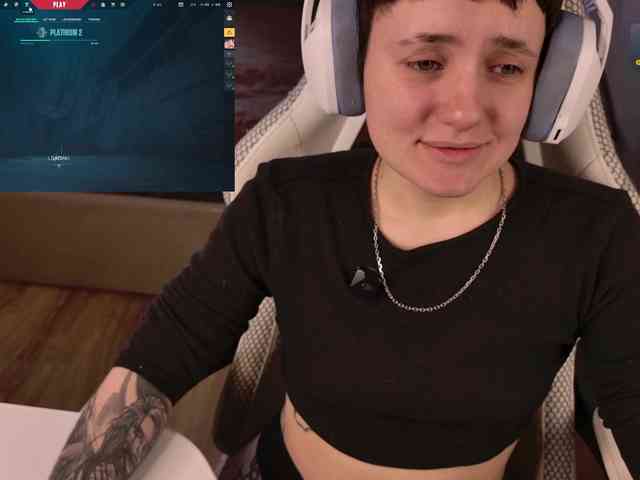 LunaL0ve webcam