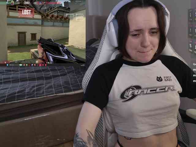 LunaL0ve webcam