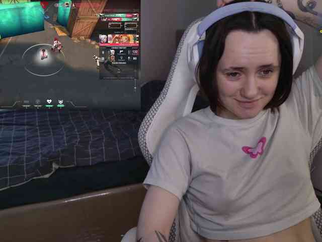 LunaL0ve webcam