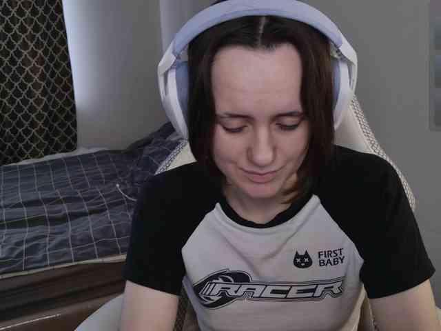LunaL0ve webcam