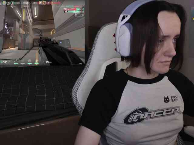 LunaL0ve webcam