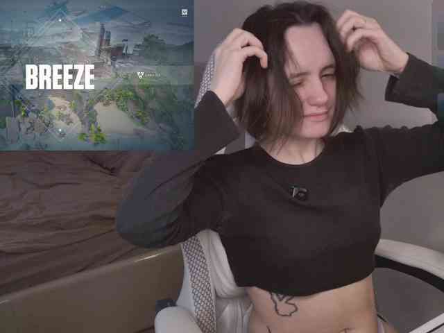 LunaL0ve webcam