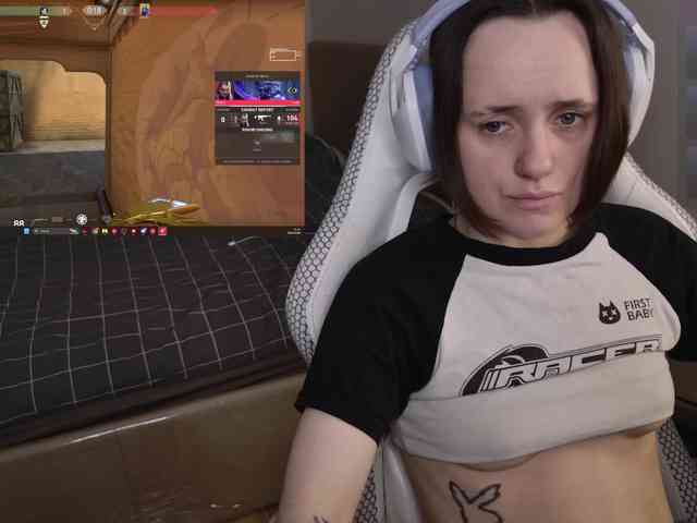 LunaL0ve webcam