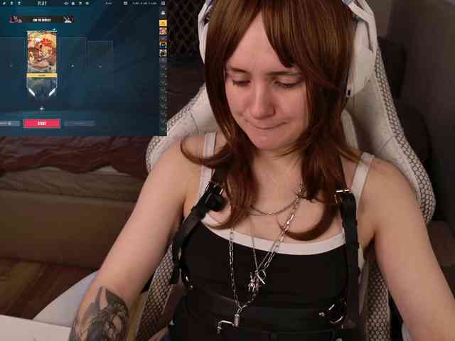 LunaL0ve webcam