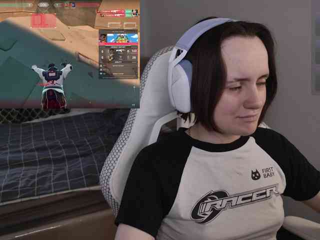 LunaL0ve webcam