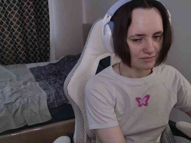 LunaL0ve webcam