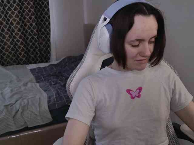 LunaL0ve webcam