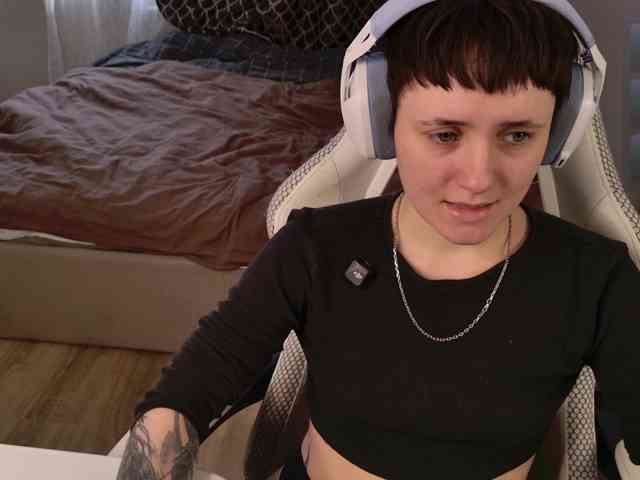 LunaL0ve webcam