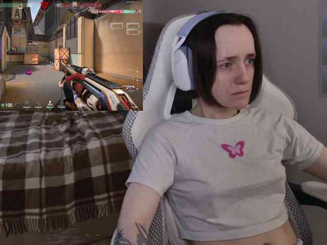 LunaL0ve webcam